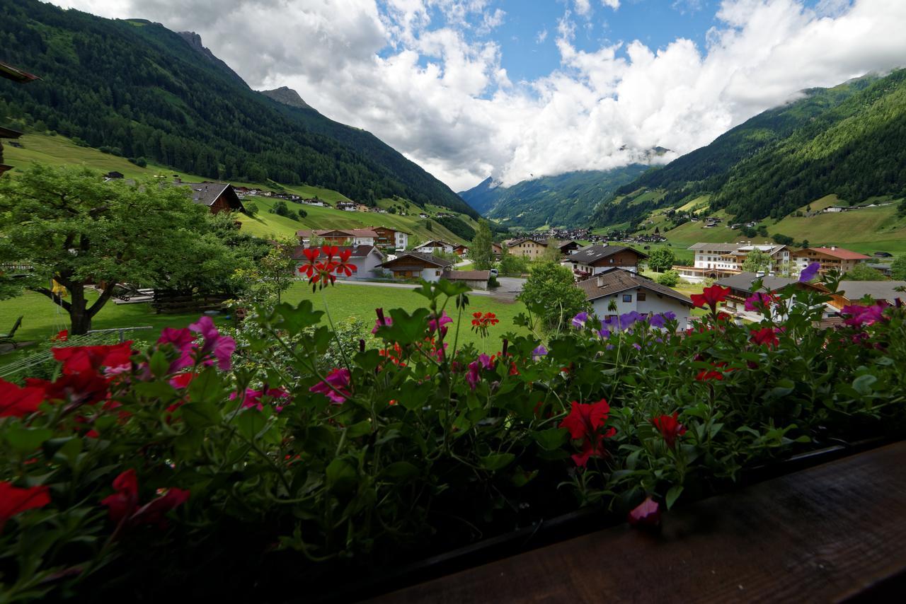 Fleckhof Hotel Neustift im Stubaital Ngoại thất bức ảnh